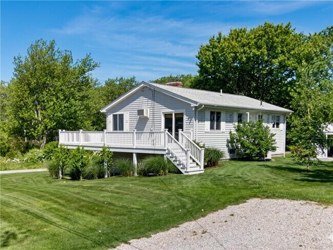 Photo - 10 Burbank Ave