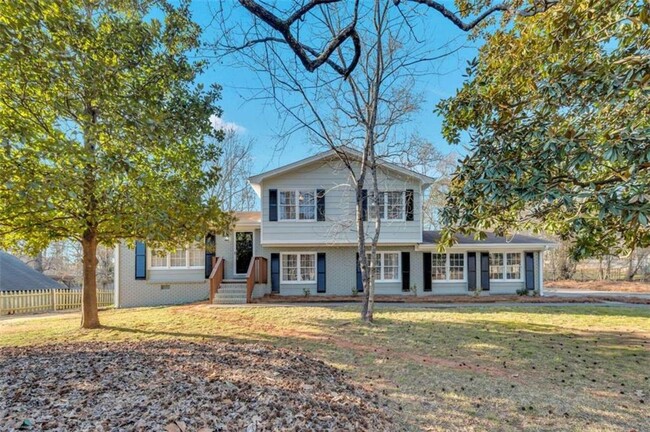 Building Photo - 5005 Maryland Dr Rental