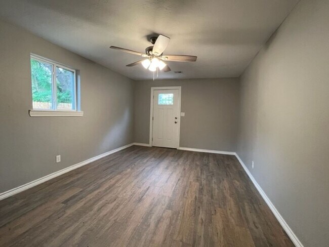 Photo - 2613 SW B Ave Unit A