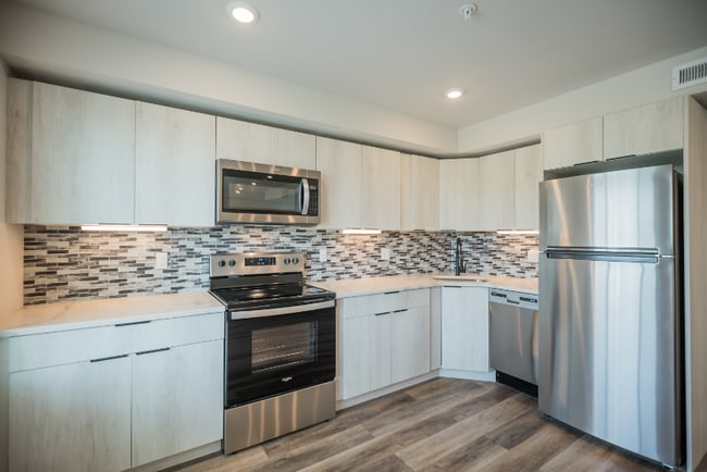 Building Photo - 3707 Haverford Ave Unit 7 Rental