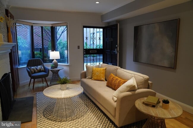 Photo - 1034 Paper Mill Ct