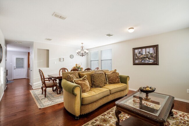 Photo - 9601 Euclid Dr