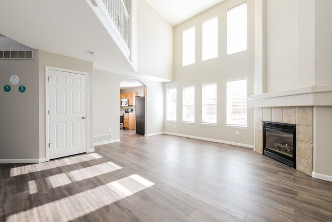 Photo - 19452 E Hamilton Pl