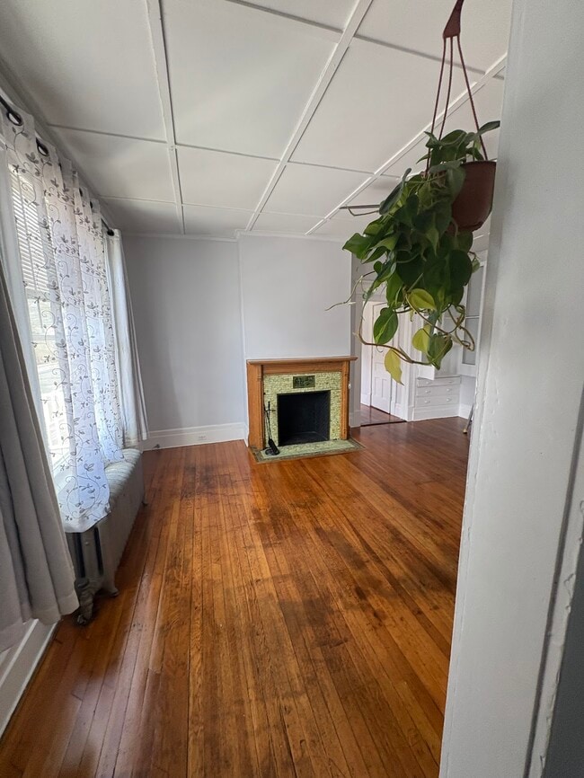 Building Photo - 59 Elizabeth St Unit 1st Floor