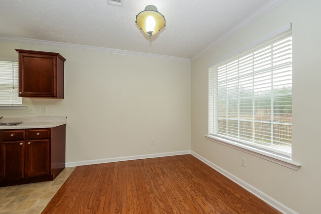 Photo - 294 Davids Way