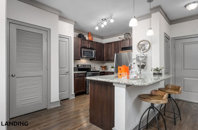 Photo - 4689 Mustang Pkwy Unidad 7203