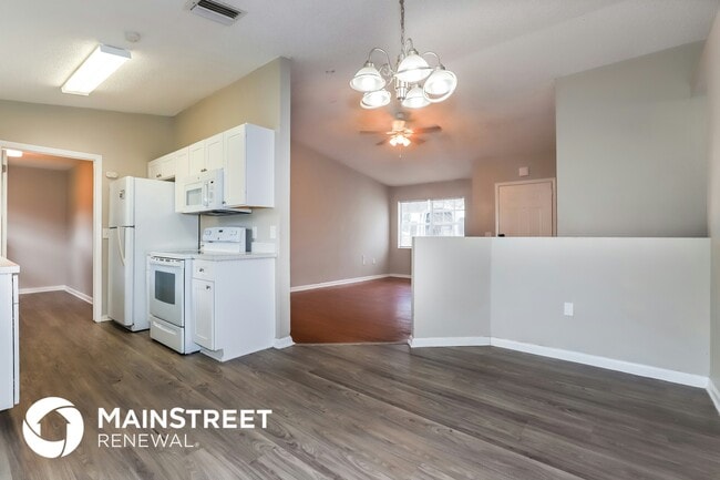 Photo - 2400 Timbercreek Loop W