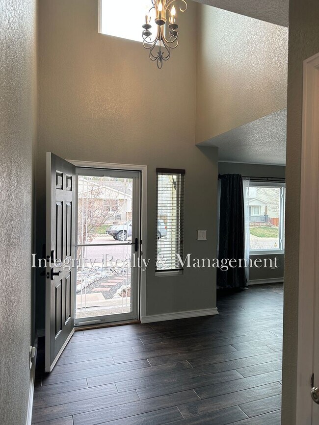 Photo - 7402 Eagle Rock Dr