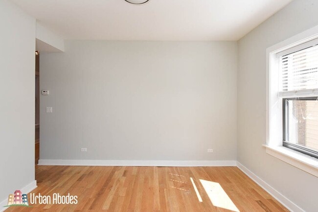 Photo - 2205 W Eastwood Ave Unit M08B