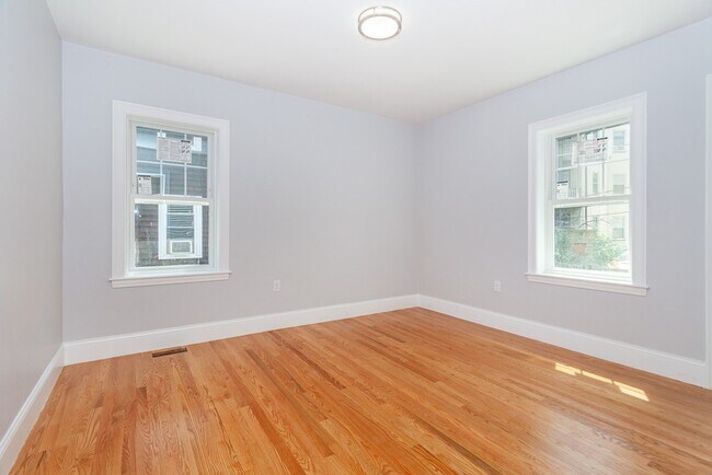 Photo - 37 Sudan St Unit 1