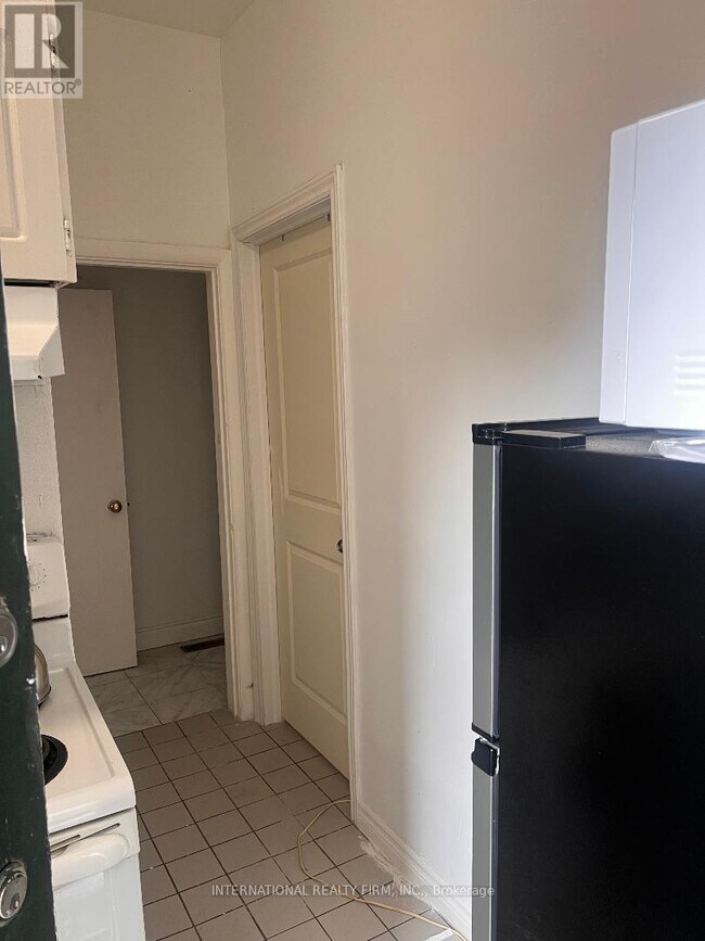 Photo - 2036 Weston Rd