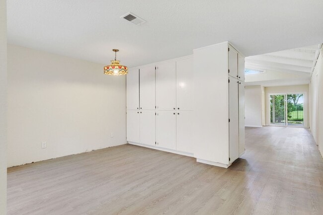 Photo - 1824-1826 Alameda