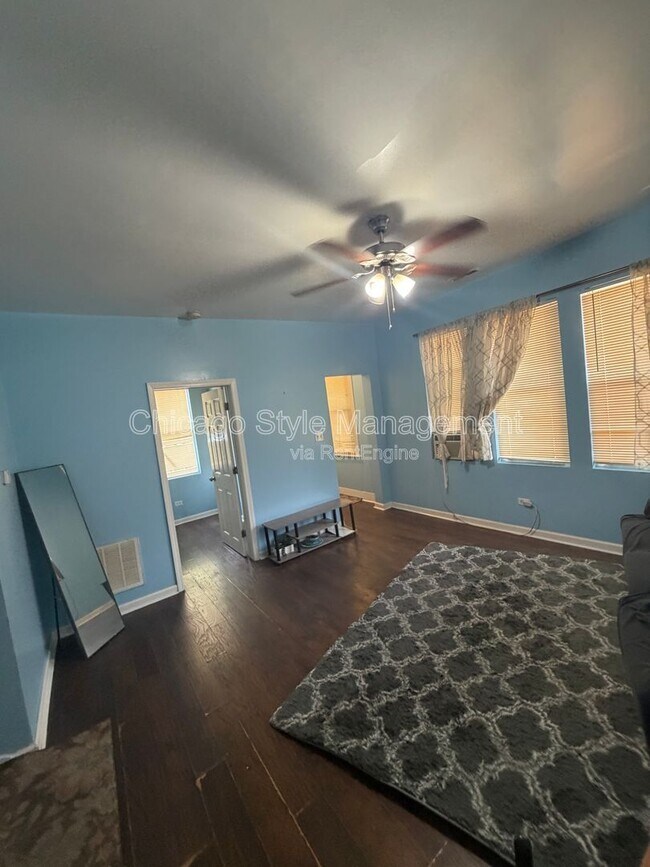 Photo - 8756 S Exchange Ave Unit 2f