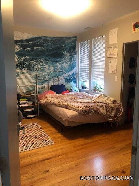 Photo - 53 Glenville Ave