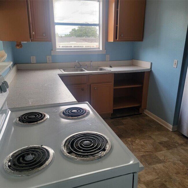 Photo - 1414 East Ave Unit 1