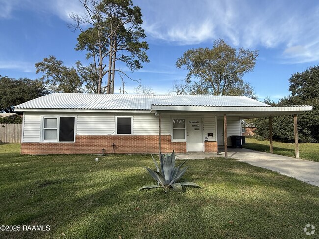 Building Photo - 733 Gertrude Dr Rental