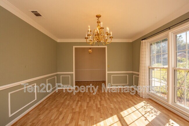 Photo - 6124 Canterbury Dr