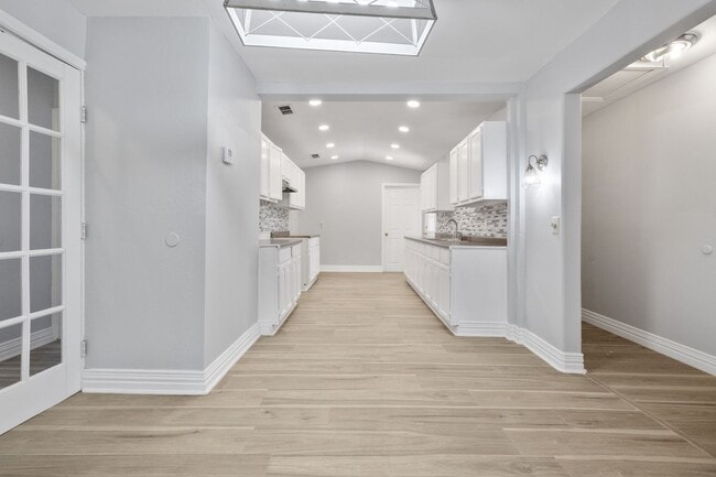 Photo - 1206 E Samano St