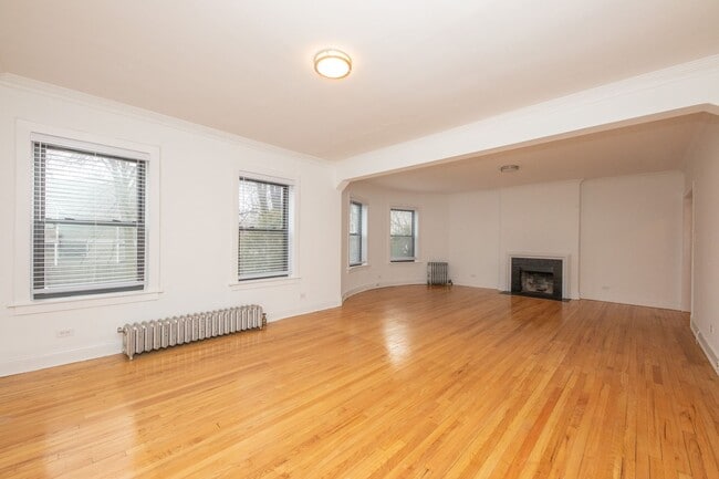 Photo - Updated Apartments Located at 800 Michigan