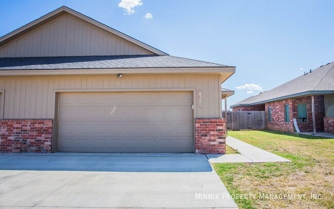 Photo - 1713 102nd St