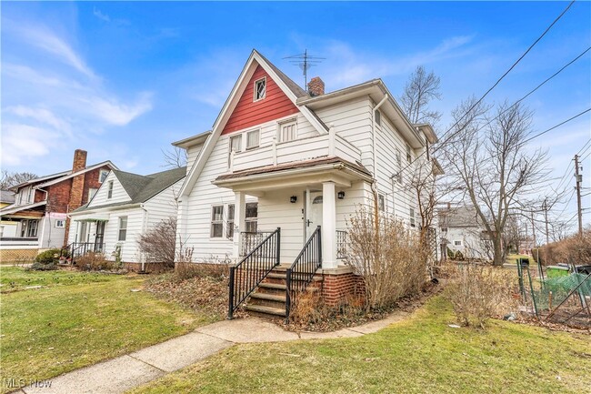 Photo - 1530 E 214th St Unit 1/DN