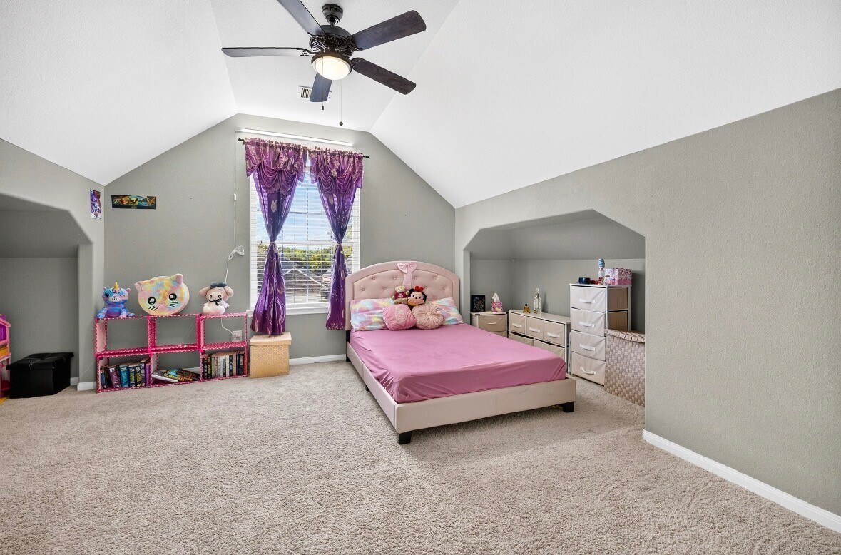 Photo - 16026 Rustlers Trail Ln