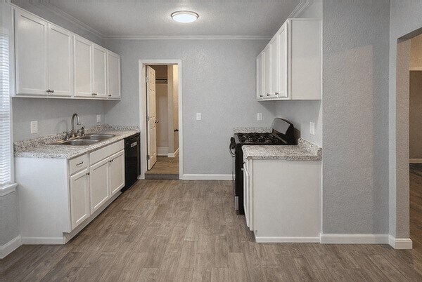 Photo - 511 W Cleveland St Unit 2