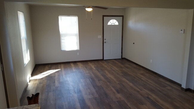 Photo - 1145 N 3rd St