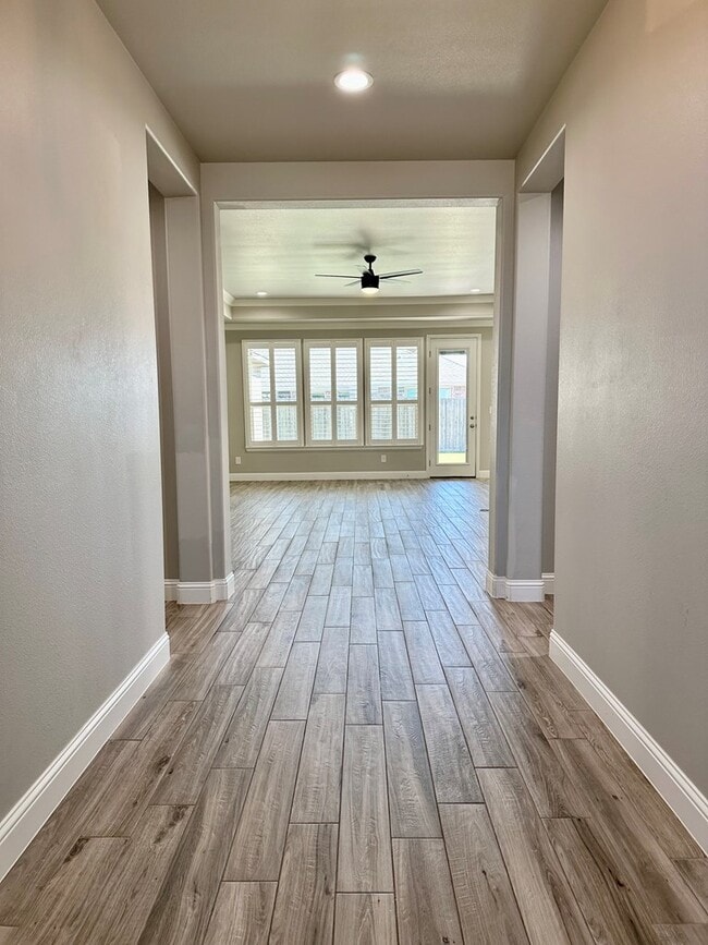 Photo - 8618 Alnwick Dr