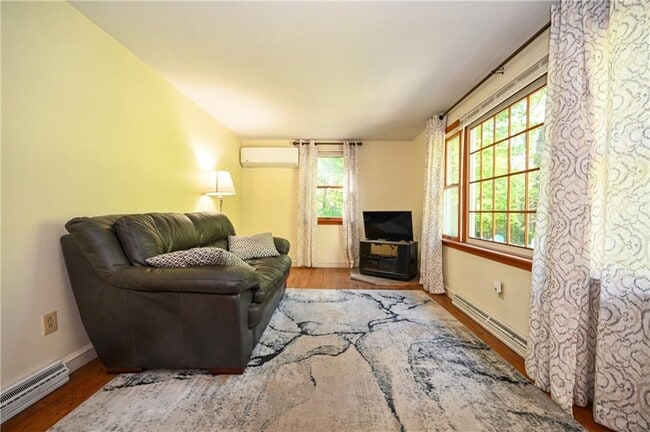 Photo - 22 Gleaner Chapel Rd