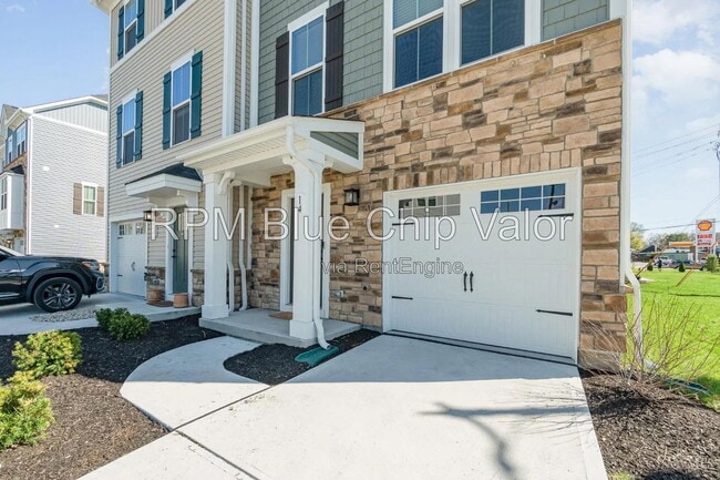 Building Photo - 14 Wentworth Ln