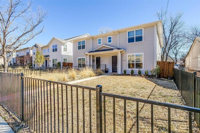 Photo - 215 Athenia Dr