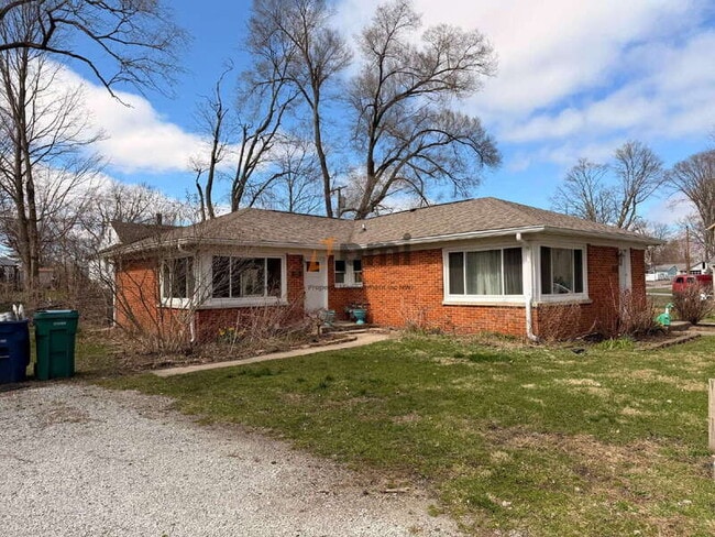 Building Photo - 1506 Rumely St Unit B