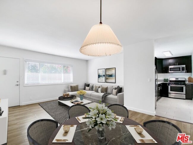 Photo - 1446 Cochran Ave