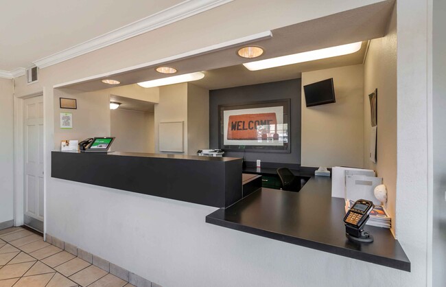Photo - Furnished Studio-Kansas City - Shawnee Mis... Apartment