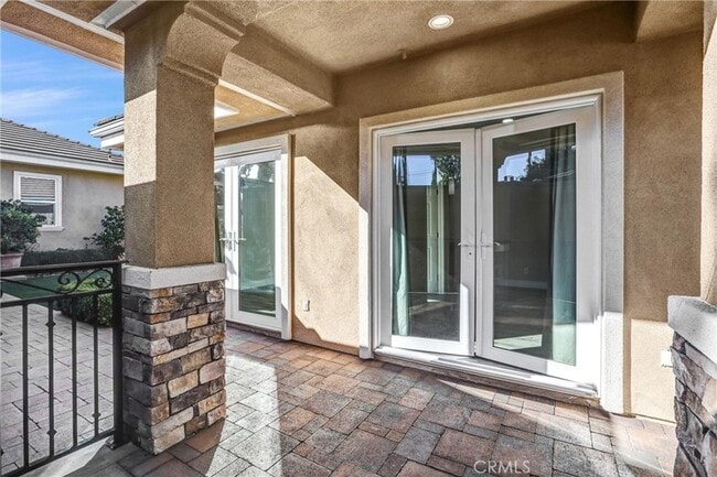 Photo - 3329 E Virginia Ave