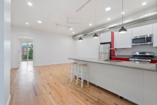 Building Photo - 1215 N Hancock St Unit B
