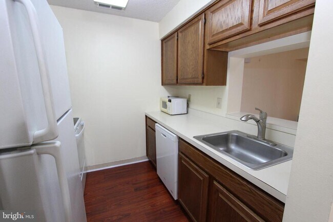 Photo - 5012 Ravens Crest Dr