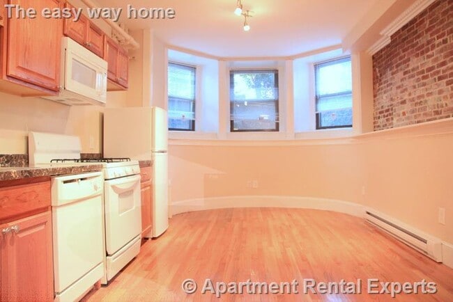 Photo - 888 Massachusetts Ave Unidad #11