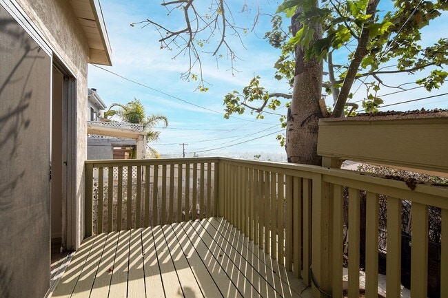 Photo - 3660-3660 Princeton Ave Unidad 3660