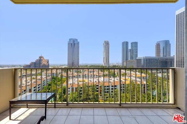 Photo - 2170 W Century Dr Unidad 1809