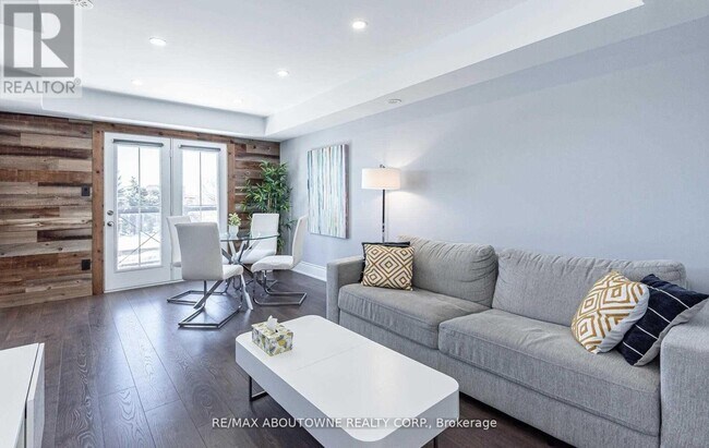 Photo - 8 - 2557 SIXTH LINE