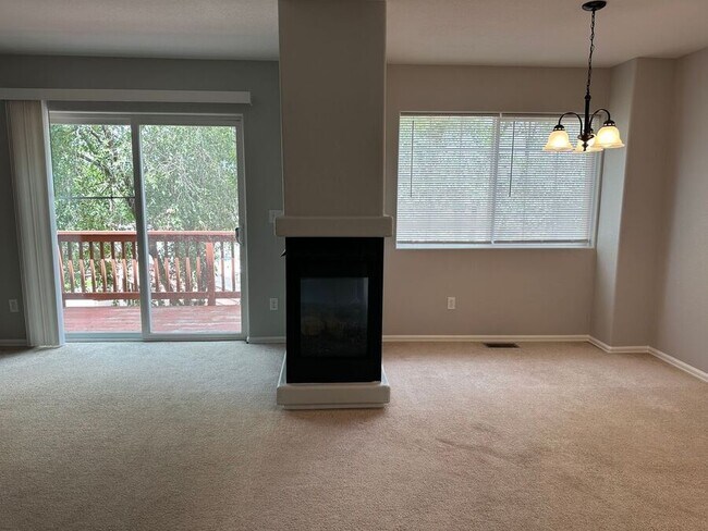 856 Cima Vista Point