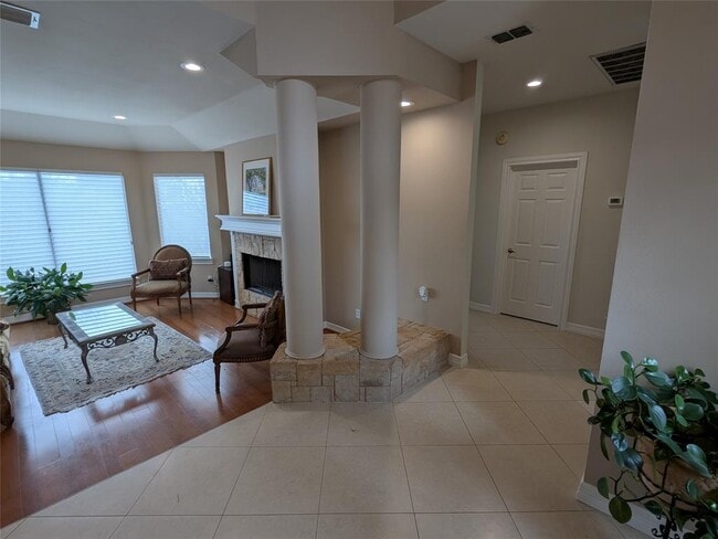 Photo - 6205 Lost Horizon Dr