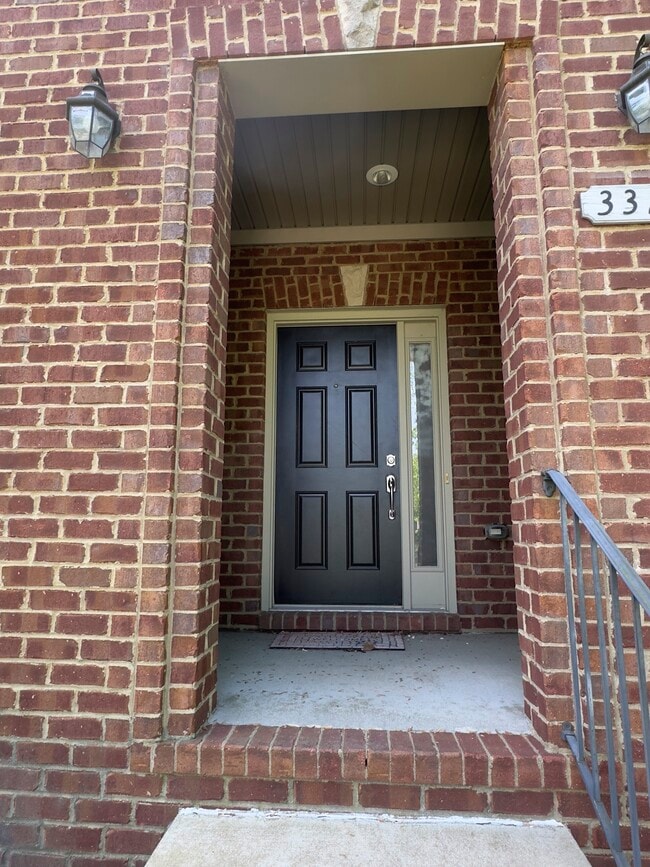 Building Photo - 3317 Beaumont Centre Cir