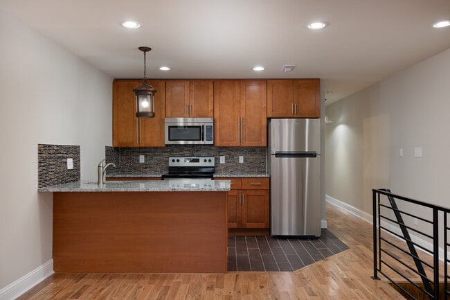 Photo - 5209 Chancellor BRAND NEW DUPLEX APT