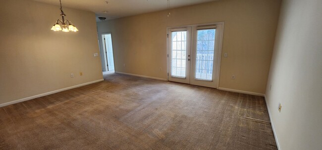 Photo - Great condo near Hanes Mall area, Clemmons and I40