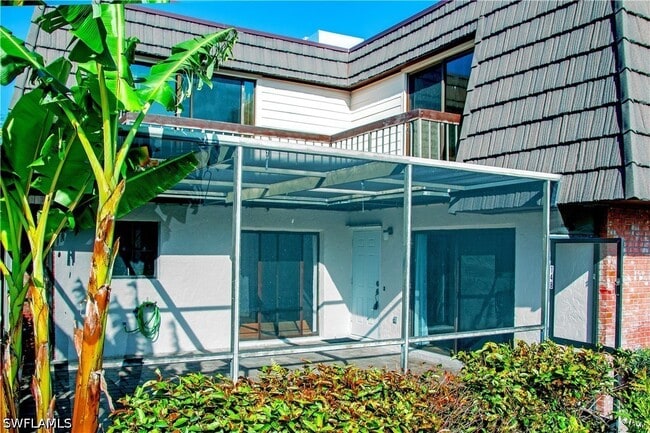 Photo - 148 Lake Point Ln