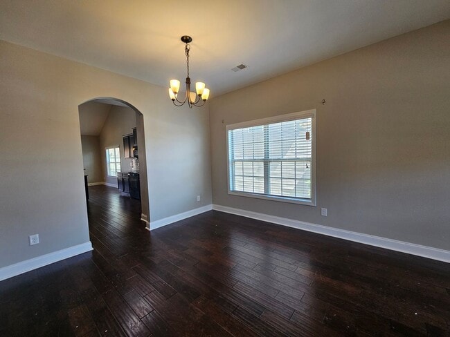 Photo - Luxury living at Hawthorne Ridge