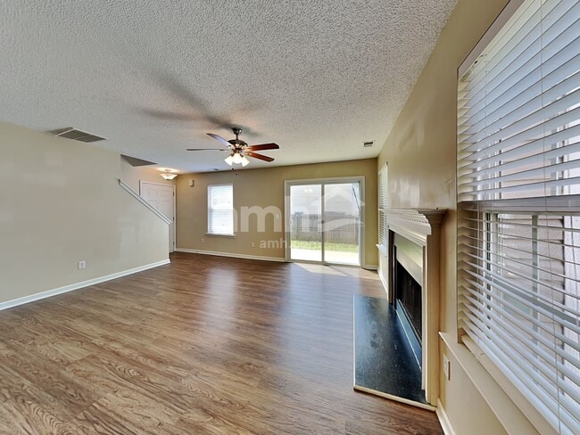 Photo - 3134 Marcony Way
